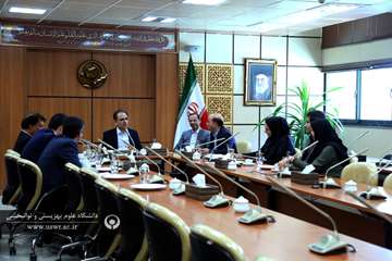 جلسه راه اندازی مطالعات کوهورت از میانسالی تا سالمندی در مرکز تحقیقات اردکان